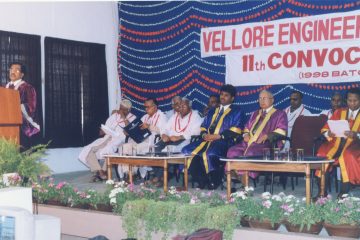 The 11th annual convocation of Vellore Engineering College was held in 1999.