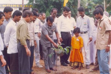 On August 15, 1997, Vellore Engineering College observed Independence Day, and Mr. K.R. Sundaram, a distinguished freedom fighter, graced the occasion as the chief guest.