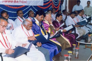 The 11th annual convocation of Vellore Engineering College was held in 1999.