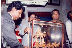 Dr. M. Channareddy, Governor of Tamil Nadu, inaugurated the T.S. Santhanam Computing Centre at Vellore Engineering College on December 22, 1994.