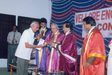 The 11th annual convocation of Vellore Engineering College was held in 1999.