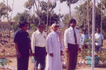 Vellore Engineering College celebrated Republic Day in 1996, saluting the nation and its proud heritage.