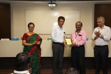 Dr. Sekar Viswanathan giving Time Edu Ex Jury Awards were given to the juries.