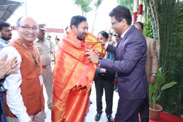 Welcoming Shri G. Kishan Reddy to the 1st day of convocation 2024