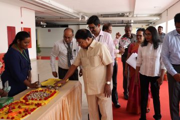 Welcoming Dr. G. Viswanathan for the inauguration ceremony