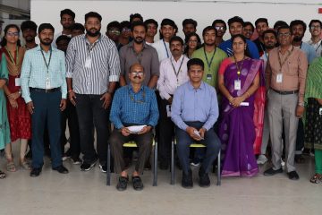 Dr. Sekar Viswanathan taken group photo in SDG 11 Project Expo on Sept 18, 2024.